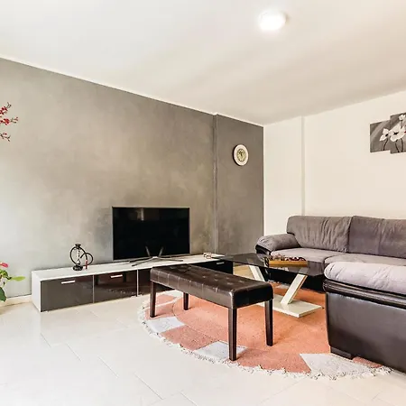 5 Bedroom Awesome In 풀라